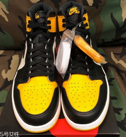 aj1黑黃腳趾會發(fā)售嗎？aj1黑黃腳趾實物曝光