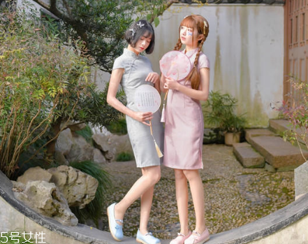 中國風(fēng)連衣裙怎么搭配？中國風(fēng)連衣裙搭配圖片