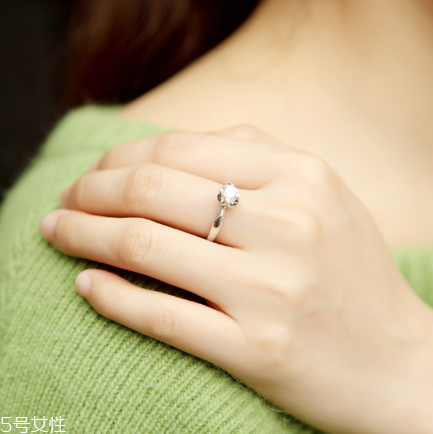 金大福和周大福哪個(gè)好？金大福和周大福對(duì)比