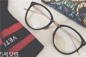 眼鏡可以用紙巾擦嗎？眼鏡能不能用紙擦？