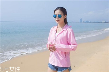 防曬衣上的油怎么洗？防曬衣上滴了油用什么洗？