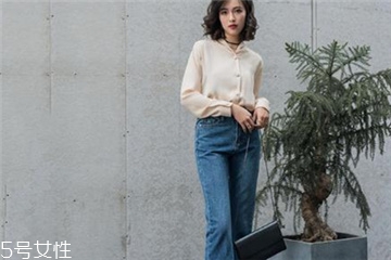 喇叭褲怎么搭配顯腿長(zhǎng)？喇叭褲怎么穿顯高？