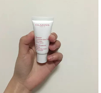 嬌韻詩適合油性肌膚嗎？嬌韻詩適合油皮嗎
