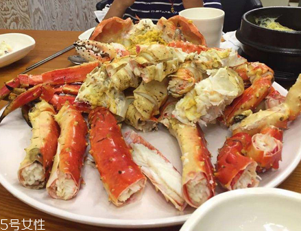 帝王蟹是寒性的嗎？帝王蟹屬于寒性嗎？