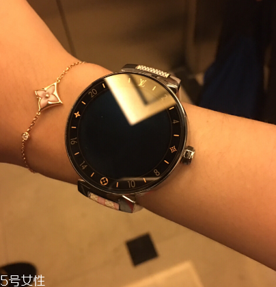 手表和手環(huán)哪個(gè)好？手表和手環(huán)有什么區(qū)別？