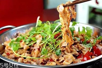 雞肝能在微波爐加熱嗎？雞肝在微波爐加熱會(huì)爆炸嗎？