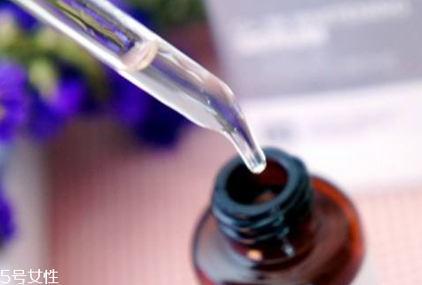 精華液去皺紋嗎？皺紋可以用精華液去除嗎？