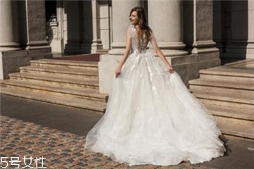 婚紗裙撐怎么折疊？婚紗裙撐怎么收起來？