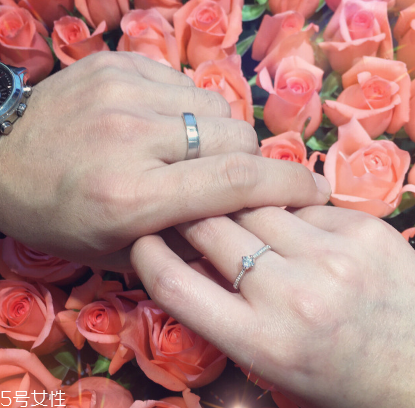 婚戒一般什么時候買？婚戒提前多長時間買？