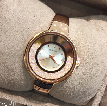 阿吉豆手表多少錢？阿吉豆手表什么價(jià)位？