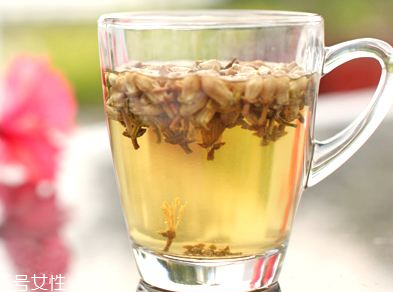 梅花可以泡水喝嗎？梅花泡水的功效