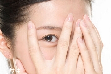 眼霜為什么辣眼睛？眼霜辣眼睛是怎么回事？
