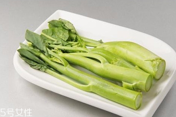 芥蘭能炒牛肉嗎？芥蘭炒牛肉的做法