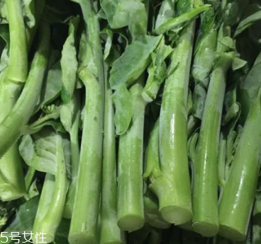 芥蘭能炒牛肉嗎？芥蘭炒牛肉的做法
