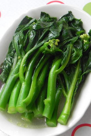 芥蘭可以和什么一起吃？芥蘭可以和豬心一起吃嗎？