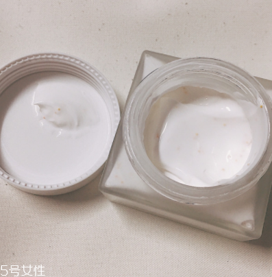 素顏霜大概多少錢？性價(jià)比高的素顏霜推薦
