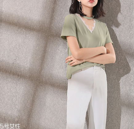 薄荷綠衣服怎么搭配？薄荷綠服裝搭配圖片