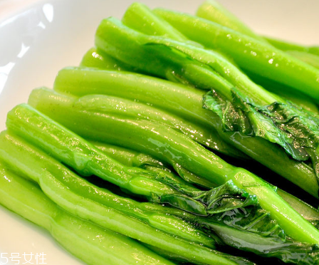 芥蘭和橄欖菜的區(qū)別 芥蘭是橄欖菜嗎？