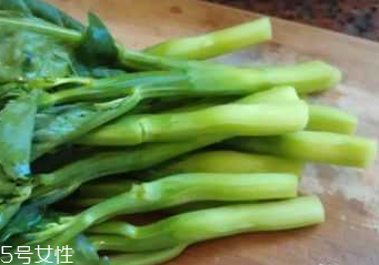 芥蘭不能和什么一起吃？芥蘭能和雞肉吃嗎？