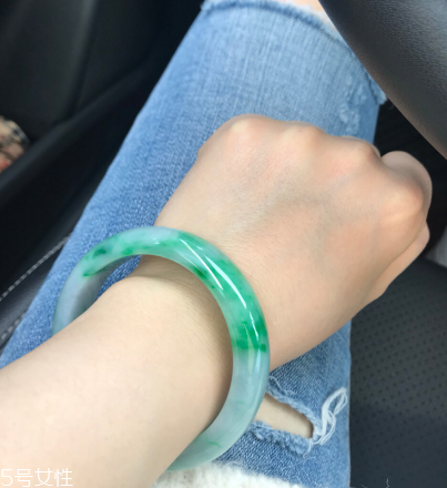 手鐲為什么不能戴左手？手鐲不能戴左手的原因