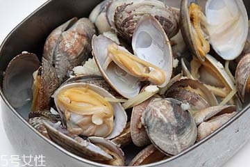 文蛤的清洗方法 文蛤能用開(kāi)水洗嗎？