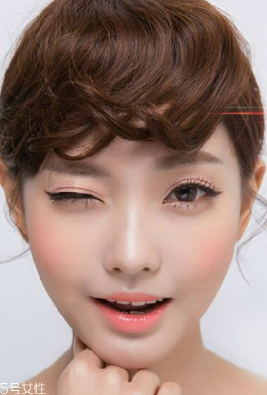 腮紅會(huì)堵塞毛孔嗎？腮紅會(huì)不會(huì)堵塞毛孔？