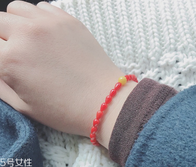 紅珊瑚手鏈多少錢？紅珊瑚手鏈?zhǔn)袌?chǎng)價(jià)格
