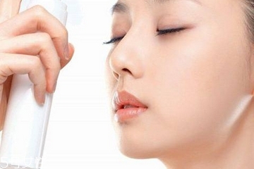 化妝水是保濕水嗎？化妝水是保濕用的嗎？
