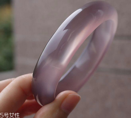 玉髓手鐲有什么好處？玉髓手鐲的功效