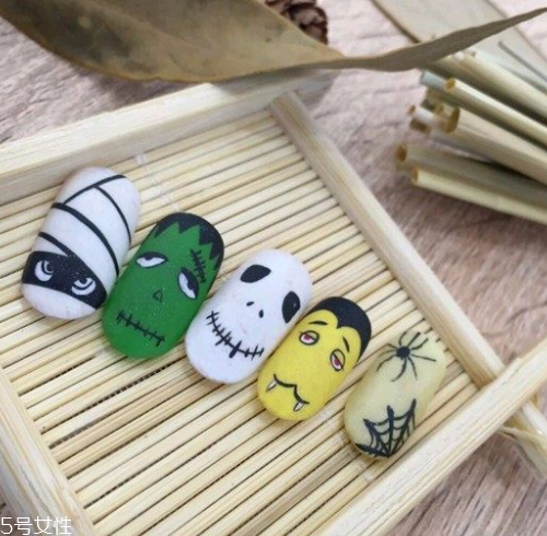 q版萬圣節(jié)美甲怎么做？q版萬圣節(jié)美甲教程