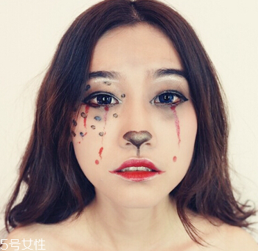 萬圣節(jié)蜘蛛眼妝怎么畫？2款蜘蛛眼妝詳細步驟