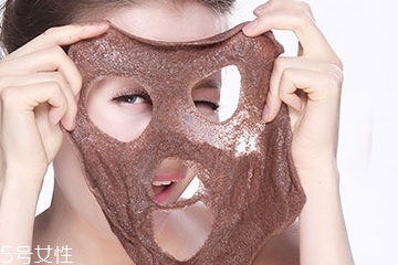 海藻面膜用什么水調(diào)最好？海藻面膜和什么調(diào)最好？