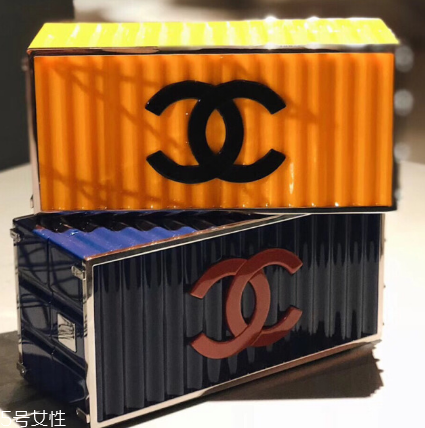 chanel集裝箱尺寸多大？香奈兒集裝箱包包尺寸詳情