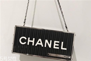chanel集裝箱尺寸多大？香奈兒集裝箱包包尺寸詳情
