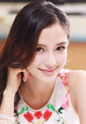 染發(fā)好看還是黑發(fā)好看？適合自己才最美