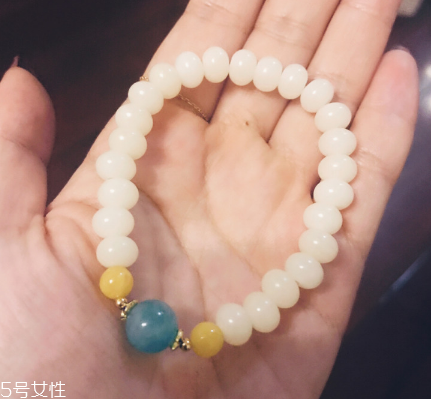 菩提根手串怎么盤玩？這樣盤包漿才好看