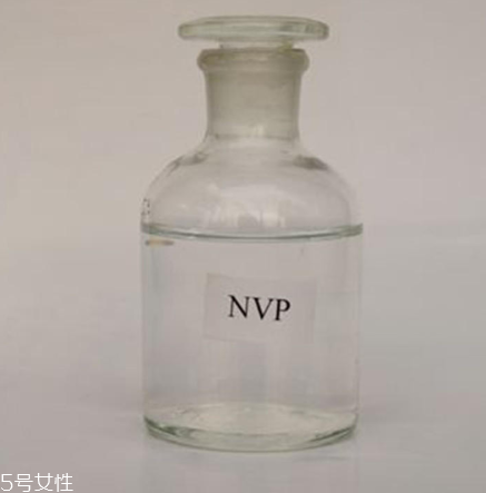 美瞳材質(zhì)哪種好 挑選不可盲目跟風
