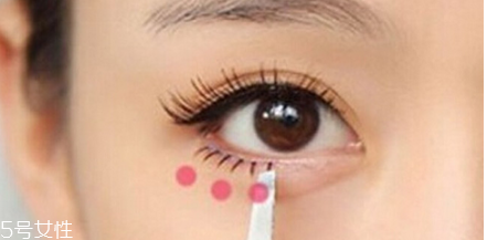 淑女妝容怎么畫(huà) 無(wú)辜淑女妝容畫(huà)法