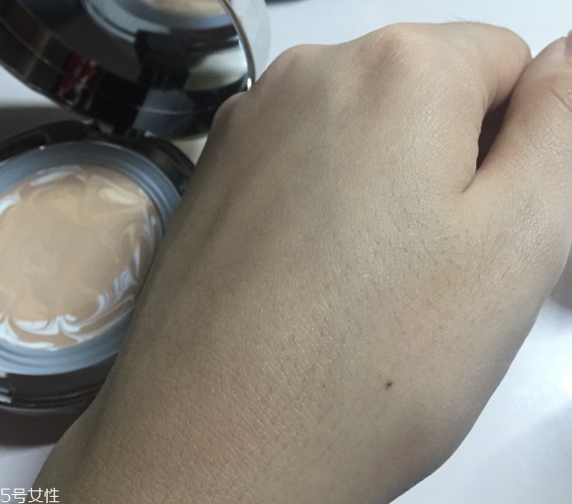 愛敬氣墊13號色怎么樣？愛敬氣墊水粉霜使用心得