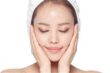 臉部水腫怎么消除？是什么原因