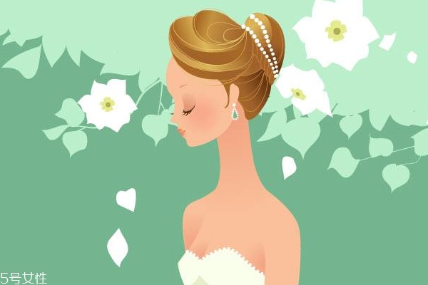 結婚補妝需要什么工具 4種產(chǎn)品有備無患