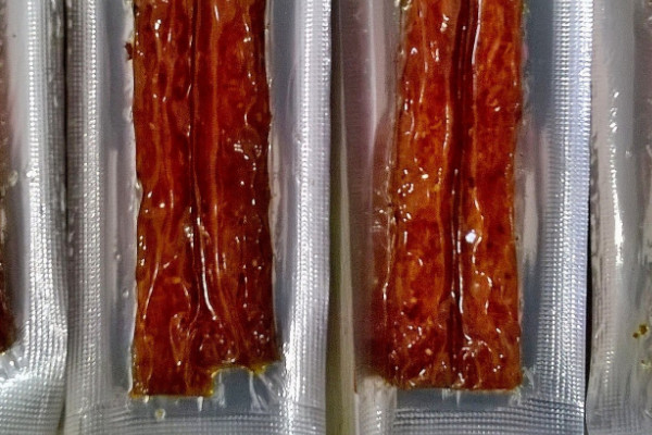 辣條是腐竹做的嗎？衛(wèi)龍辣條承載了90后童年的回憶