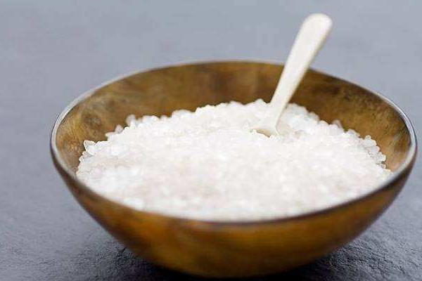 吃海鹽好還是食用鹽好？海鹽和食用鹽的區(qū)別