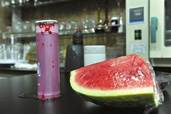保溫杯裝果汁為什么會爆炸？不銹鋼保溫杯清洗方法