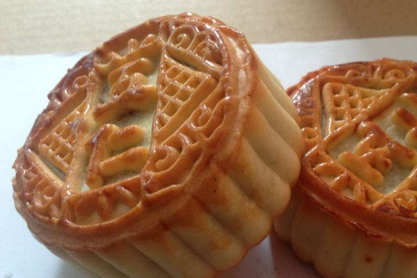 五仁月餅為什么難吃？購買時(shí)注意看五仁月餅保質(zhì)期