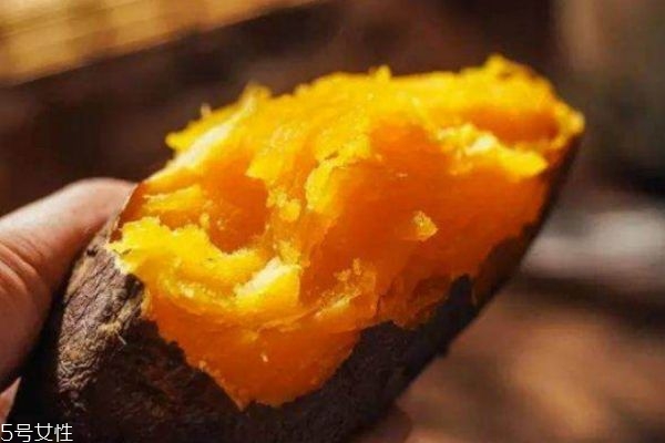 烤紅薯會(huì)致癌嗎 哪些人群不宜吃紅薯