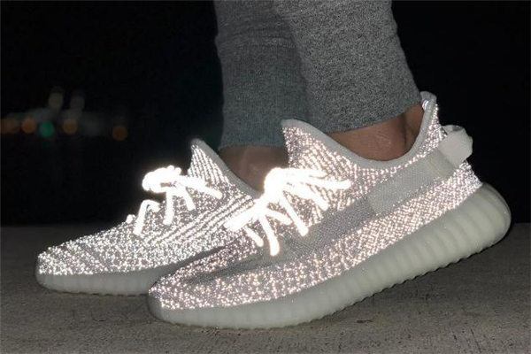 yeezy 350滿(mǎn)天星發(fā)售時(shí)間 超限量反光版本