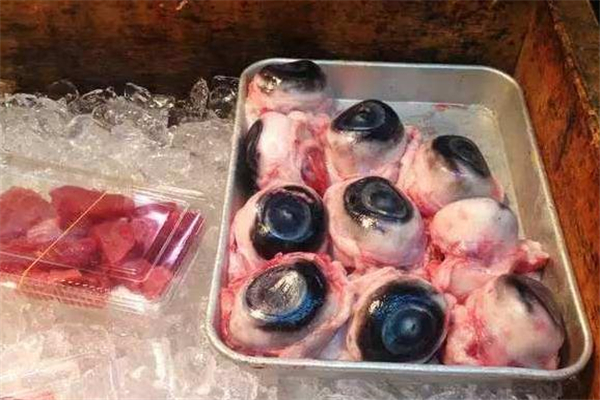 金槍魚(yú)眼睛怎么做好吃 日本爆款美食