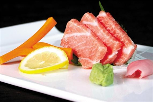 吞拿魚(yú)和金槍魚(yú)一樣嗎 是一種東西