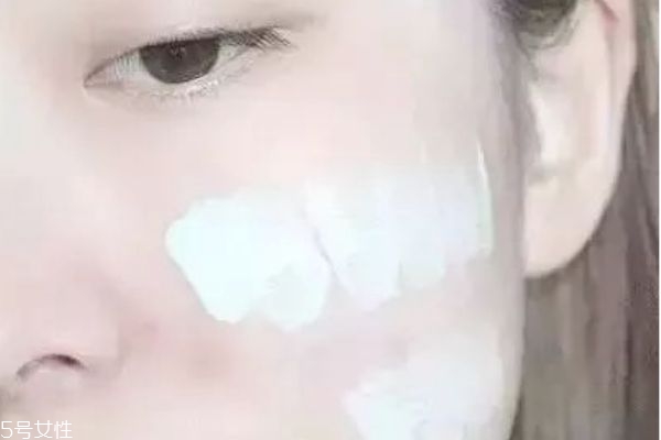 韓系裸妝怎么畫(huà) 簡(jiǎn)單淡妝化妝教程